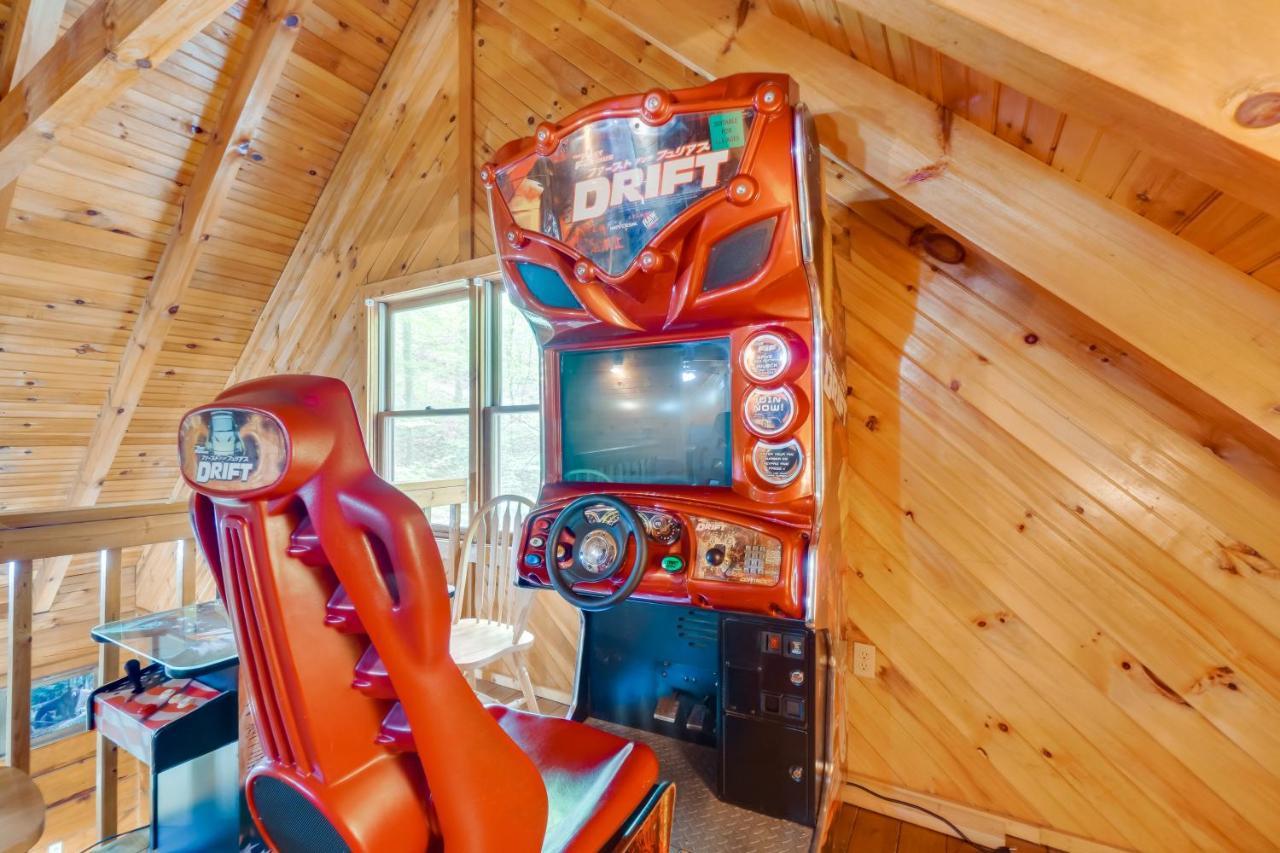 Cabin With Hot Tub About 6 Mi To Downtown Gatlinburg! Exteriör bild