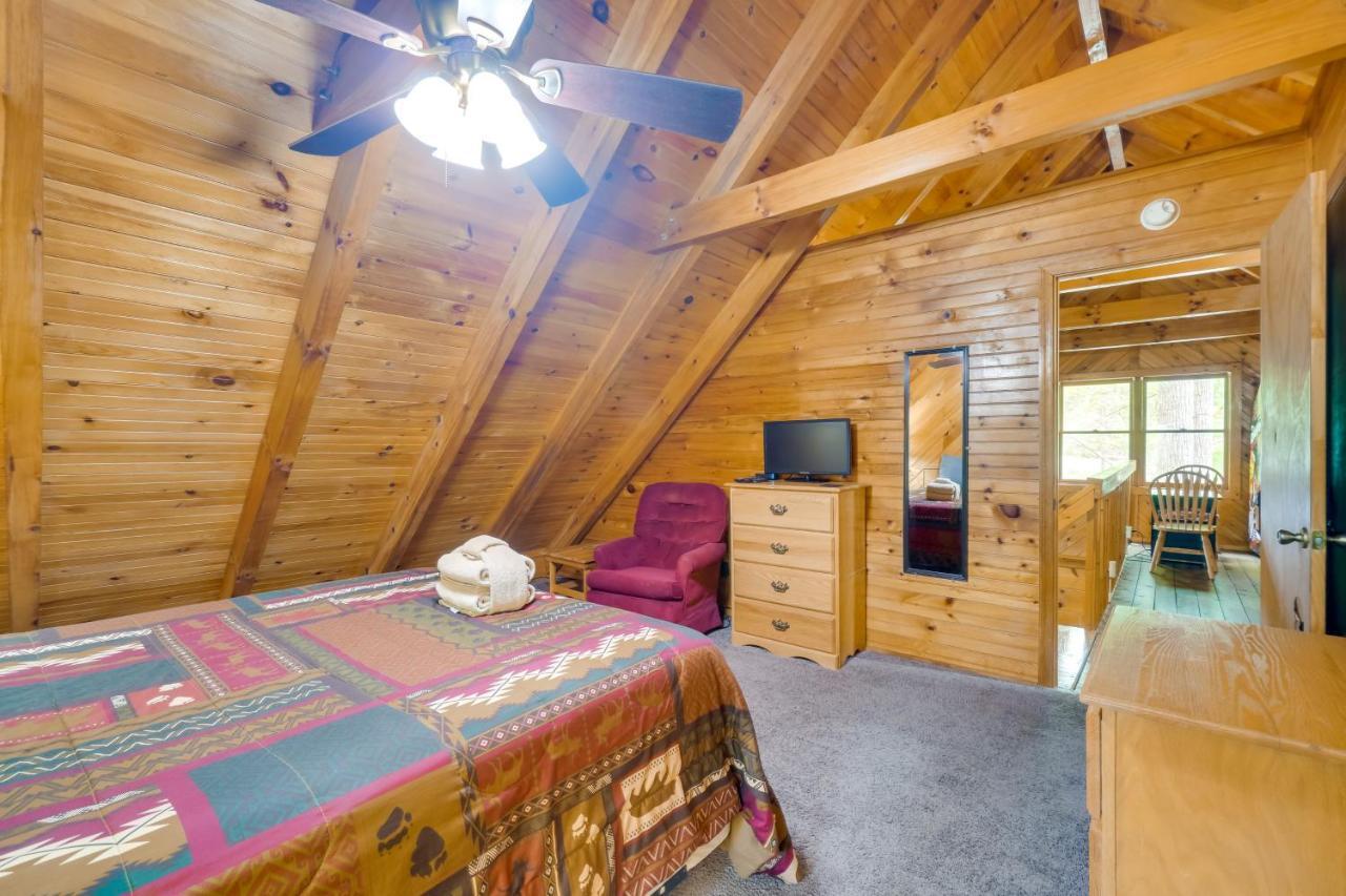 Cabin With Hot Tub About 6 Mi To Downtown Gatlinburg! Exteriör bild