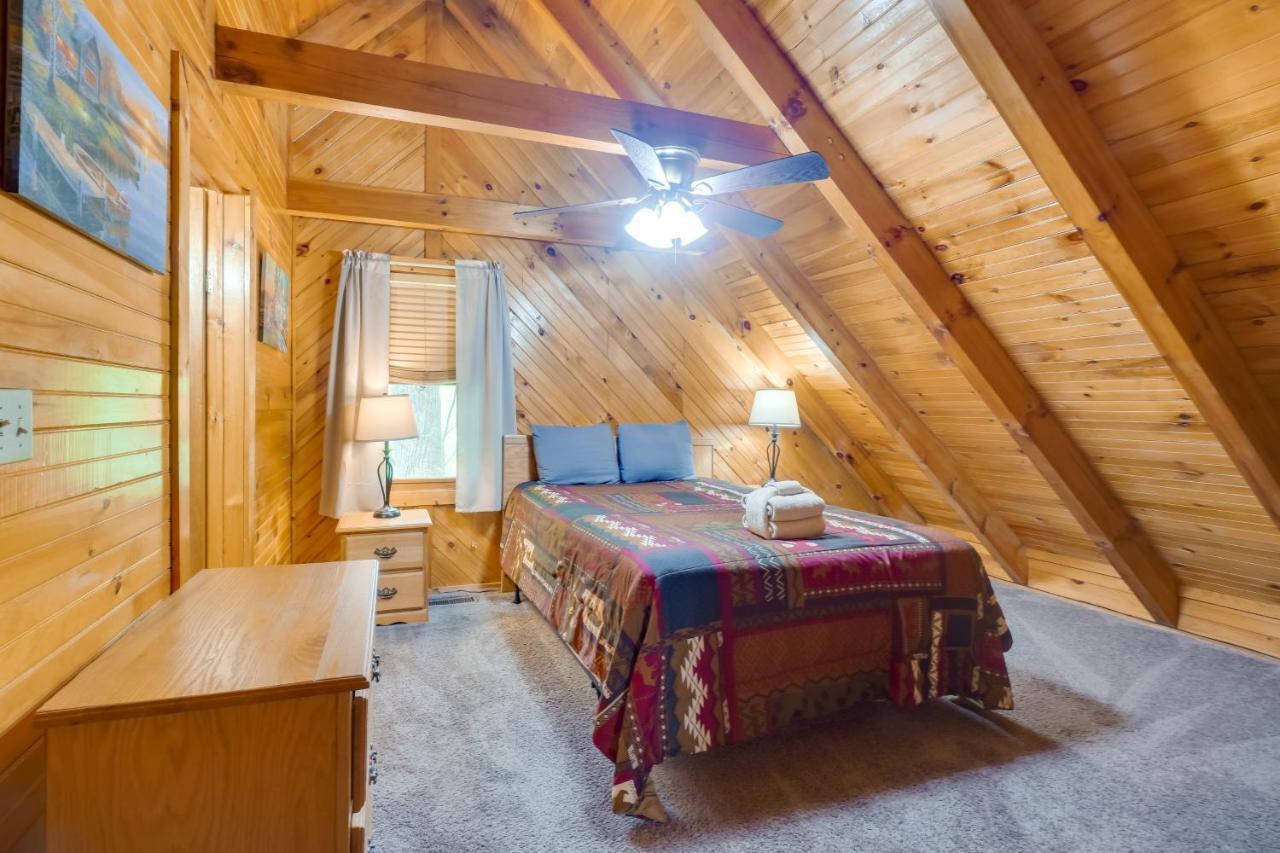 Cabin With Hot Tub About 6 Mi To Downtown Gatlinburg! Exteriör bild